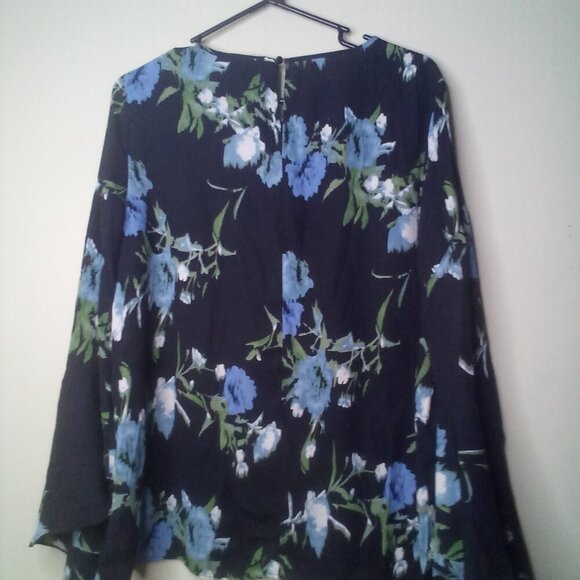 Vince Camuto Blouse Shirt L Women 3/4 Bell Sleeve Floral Black Blue - Picture 5 of 16